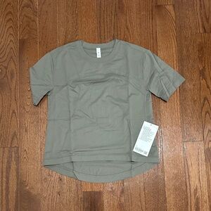 lululemon athletica tough training crewneck tee in Rover size 2